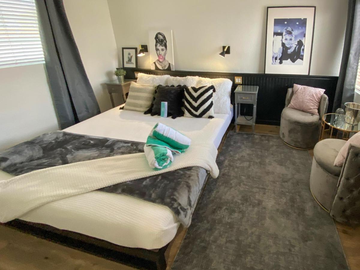 דזרט הוט ספרינגס The O Spa + Resort, Adults Only מראה חיצוני תמונה