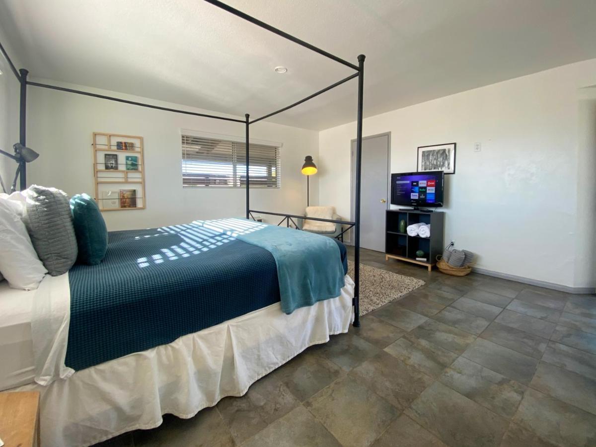 דזרט הוט ספרינגס The O Spa + Resort, Adults Only מראה חיצוני תמונה
